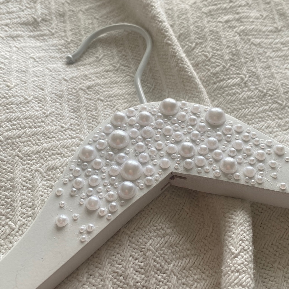 Bridal Pearl hanger